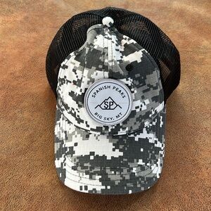 Pukka SP Spanish Peaks Big Sky MT Black & Gray Camouflage Trucker Hat Mesh Back